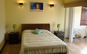 Althea'S Nice, Comfy 4 Bedroom Townhouse With Pool In Grand Bay- Ah 1